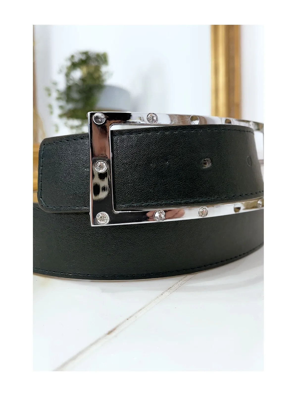 Ceinture verte avec boucle rectangle strass et argenté