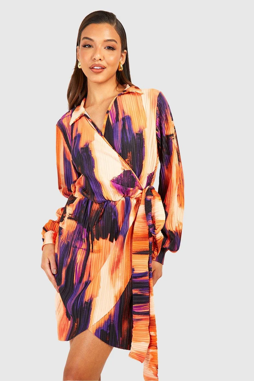 Robe chemise plissée à imprimé abstrait